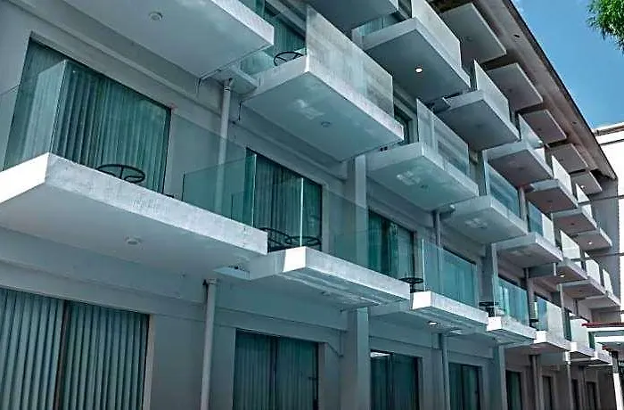 Hotel The Capital And Seminyak